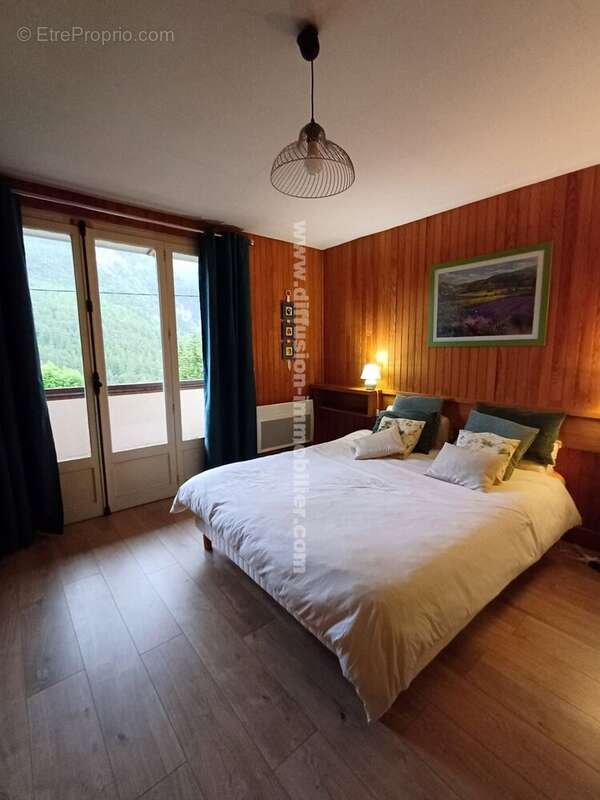 Appartement à LES THUILES