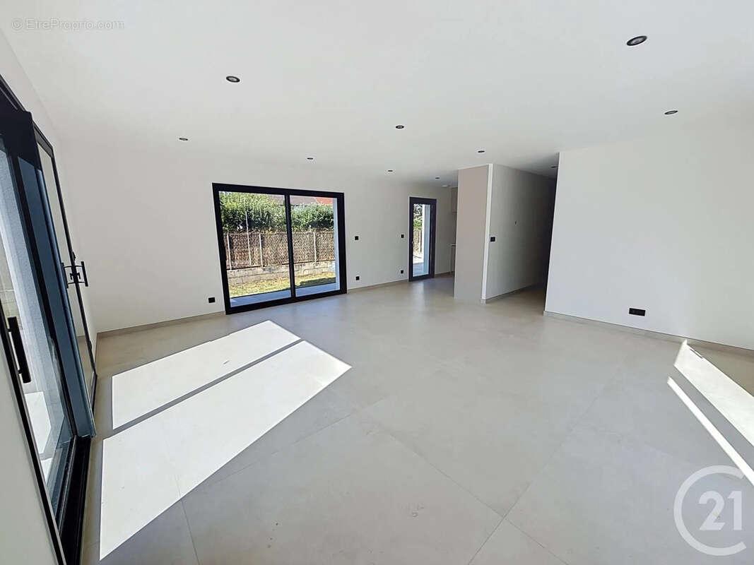 Maison 139 m² à Chevigny-Saint-Sauveur  - photo 24