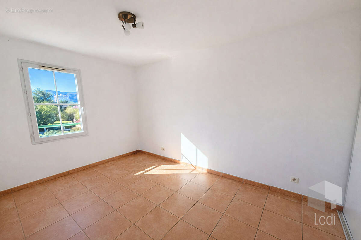 Appartement à MONTELIMAR