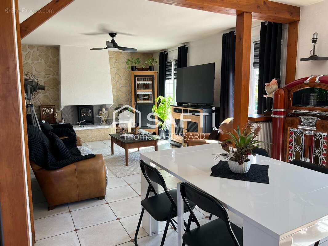 Maison 125 m² à Dompierre-Sur-Yon  - photo 4