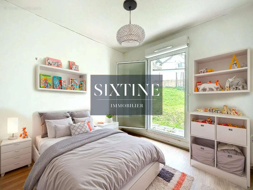 Appartement à NEUVILLE-SUR-SAONE