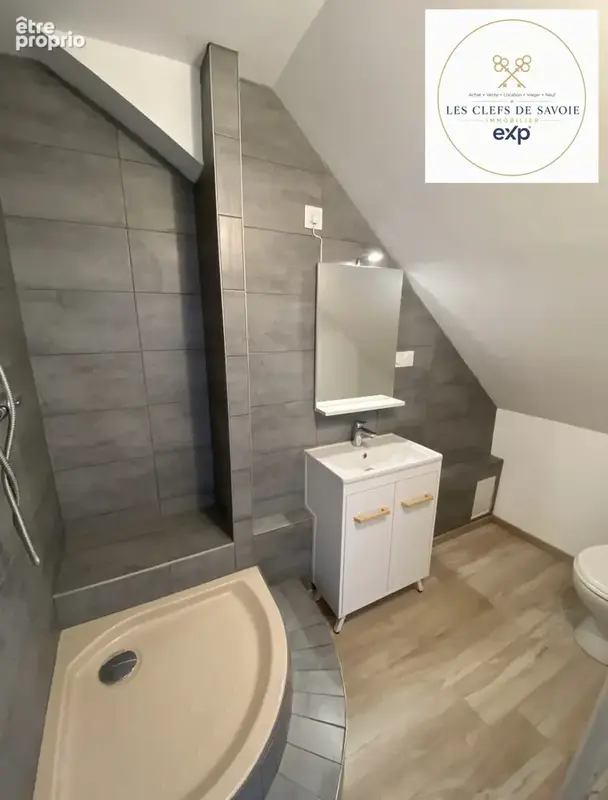 Appartement 2 pièces 42 m² à vendre à Le Pont-De-Beauvoisin (38480) - photo 2