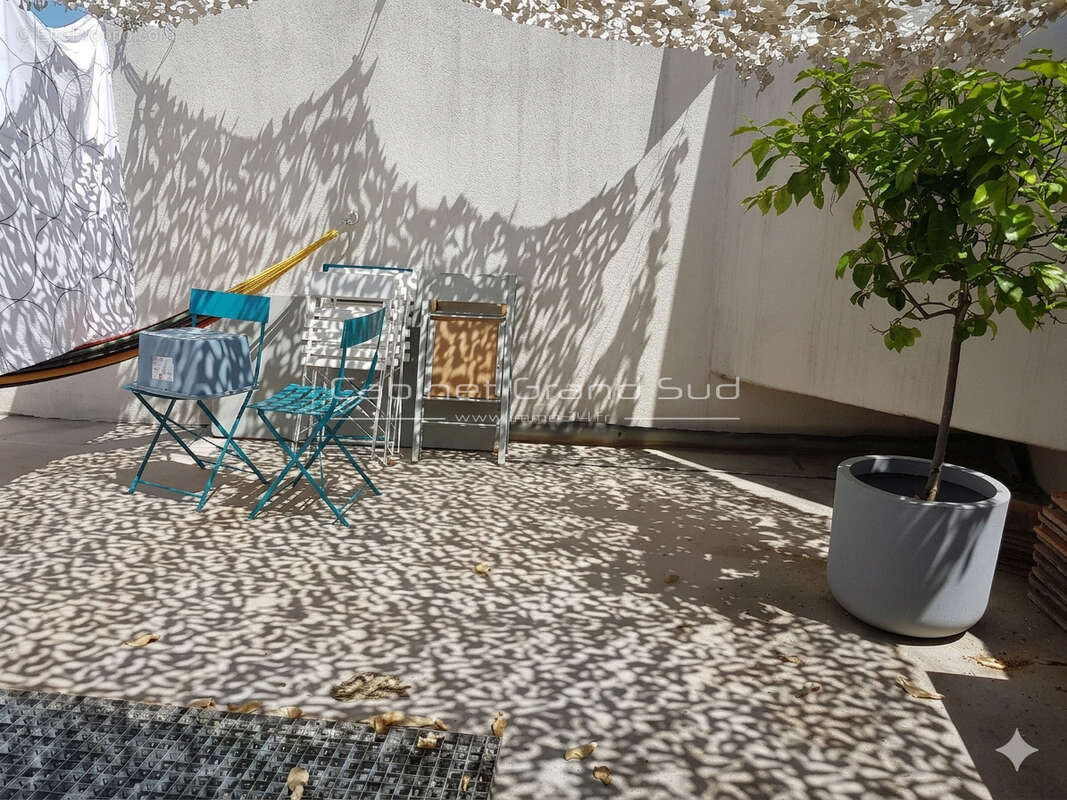 Maison à MAUGUIO