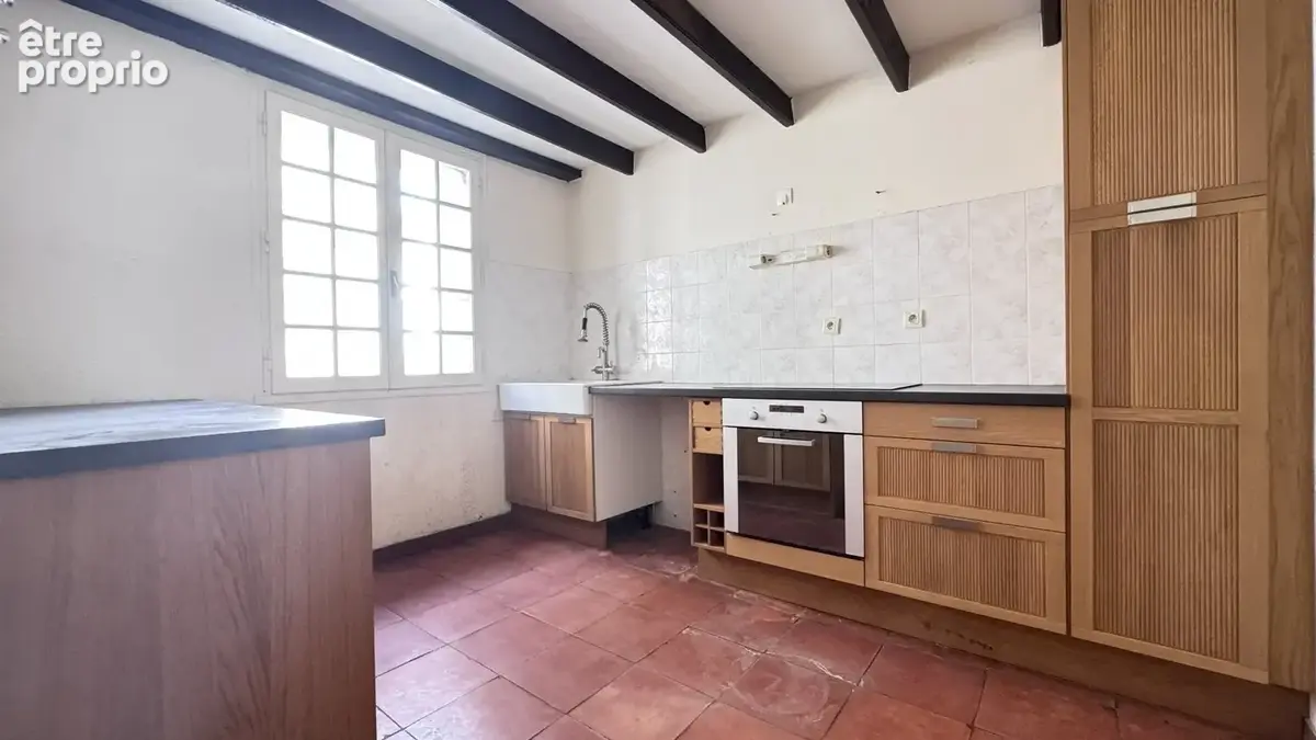 AGDE  Appartement de caractère 90 m²  2 chambres  Charme de l'ancien - photo 4