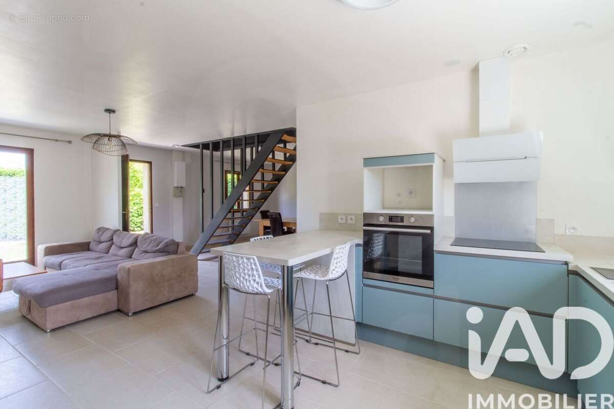 Photo 2 - Maison à CHECY