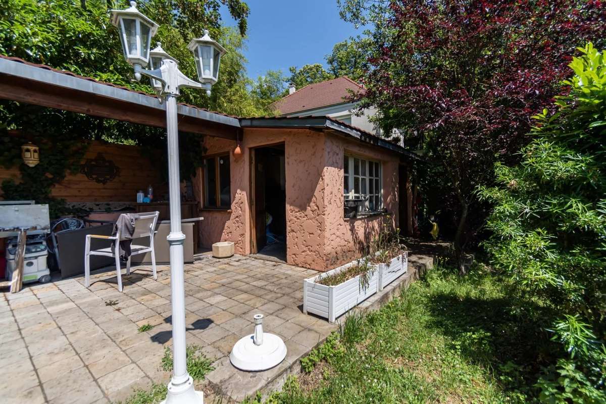 Maison à MONTMORENCY