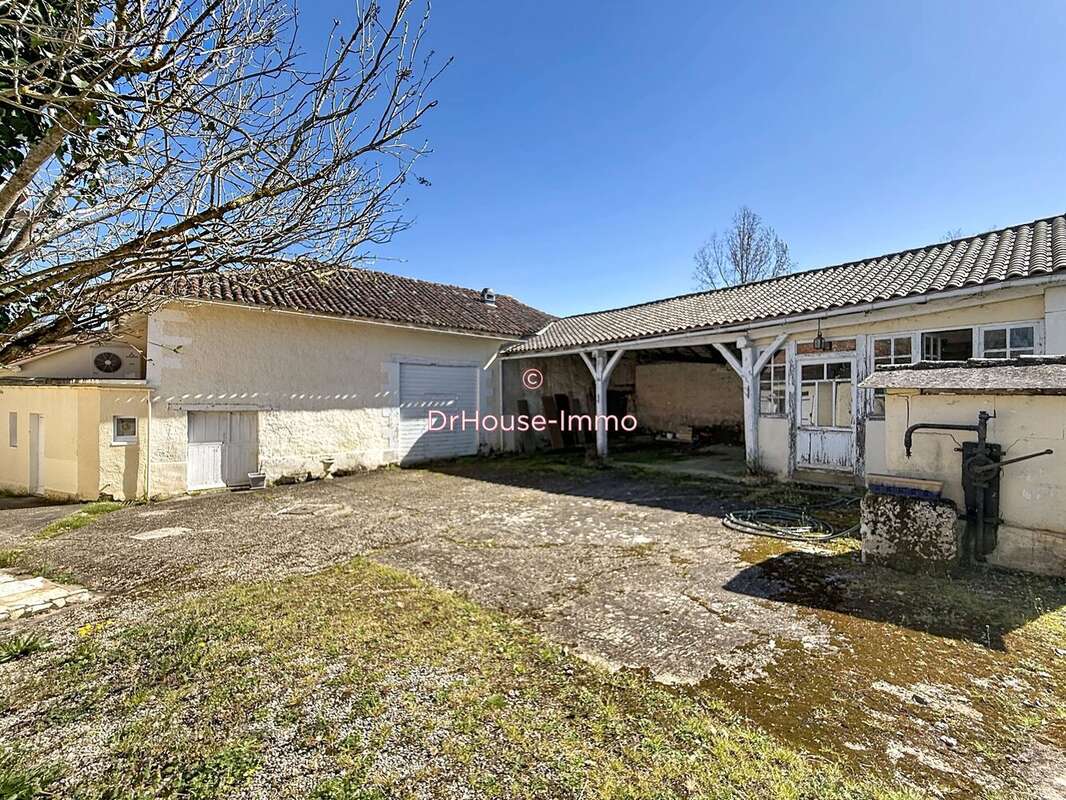 Maison à TOCANE-SAINT-APRE