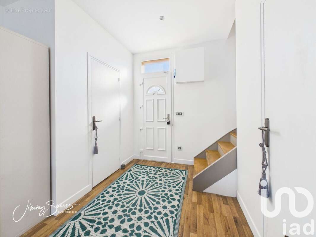 Photo 6 - Maison à LIVRY-GARGAN