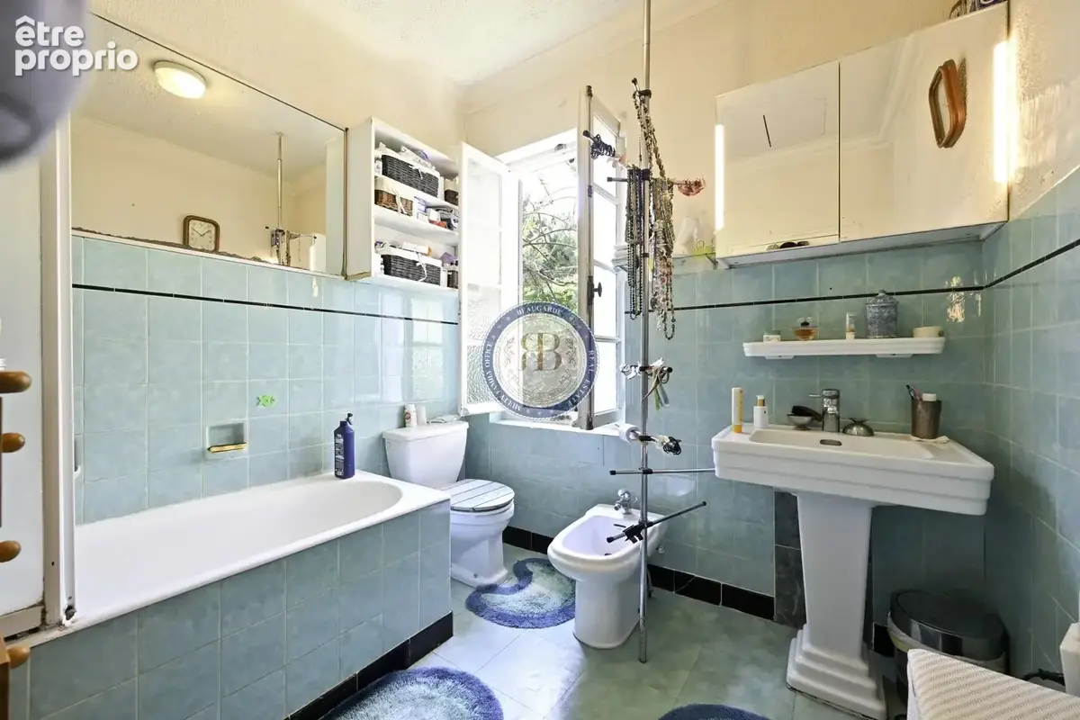 À vendre – maison a renover au cap d’antibes, a seulement 100 m de la mer, au calme. - photo 8