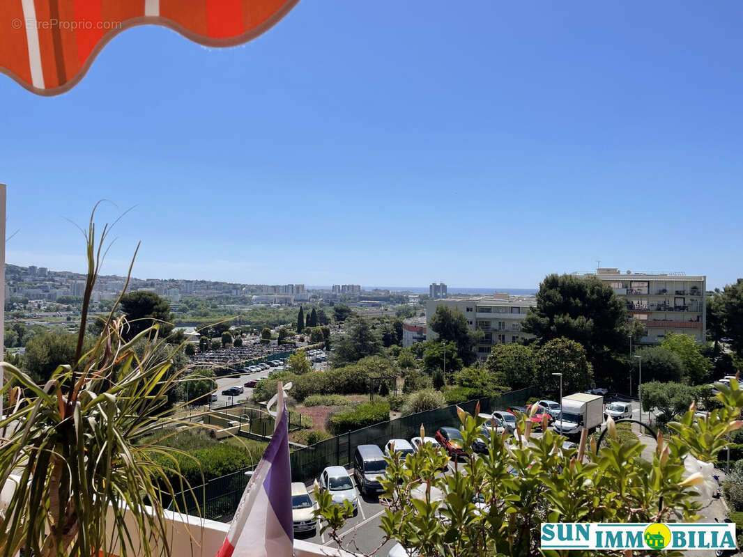 Appartement à SAINT-LAURENT-DU-VAR