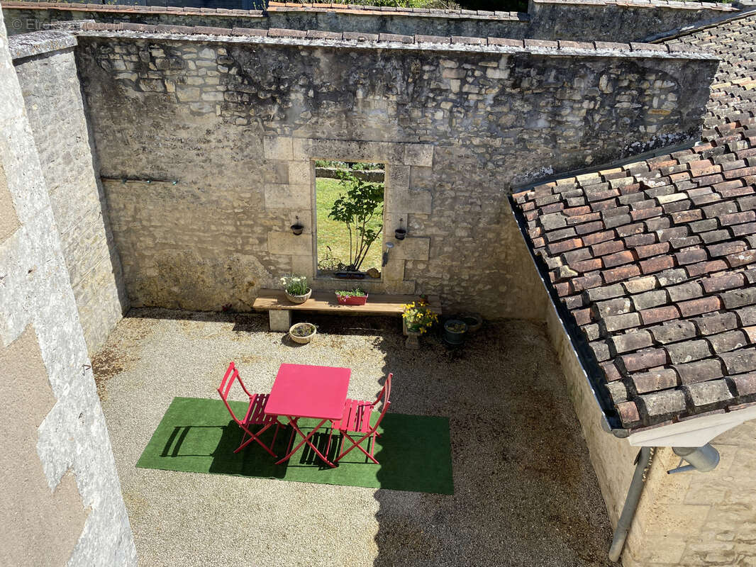 Maison à ANAIS