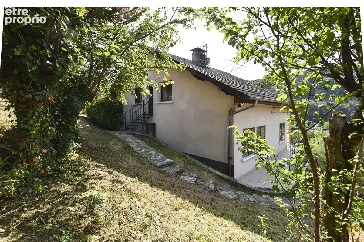 Maison 178 m2 quartier VELOTTE - Terrain 1680 m2 - photo 7