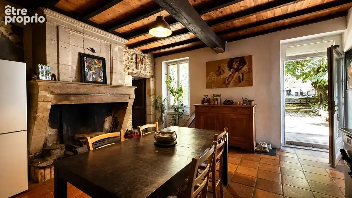 Maison de 9 pièces de 425 m² à La Sauve - photo 6