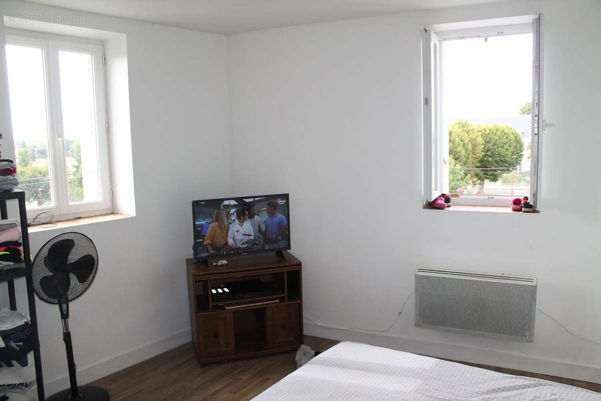 Maison à TOURNON-SAINT-MARTIN