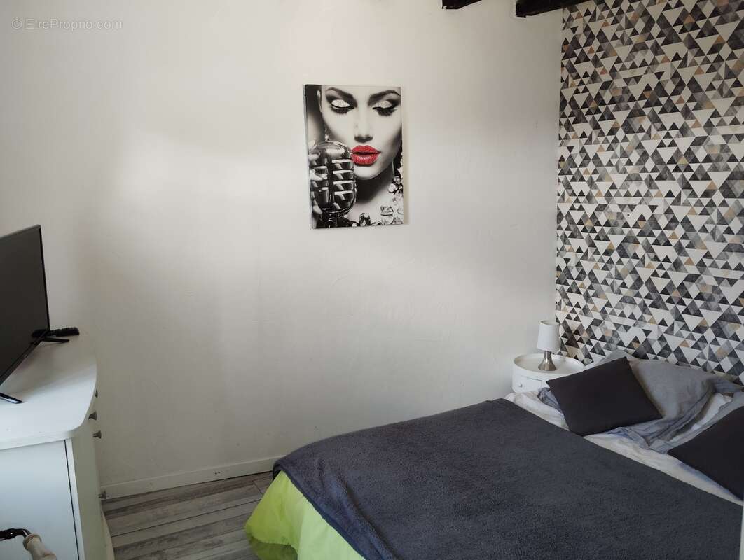 Maison à ILLIERS-L&#039;EVEQUE