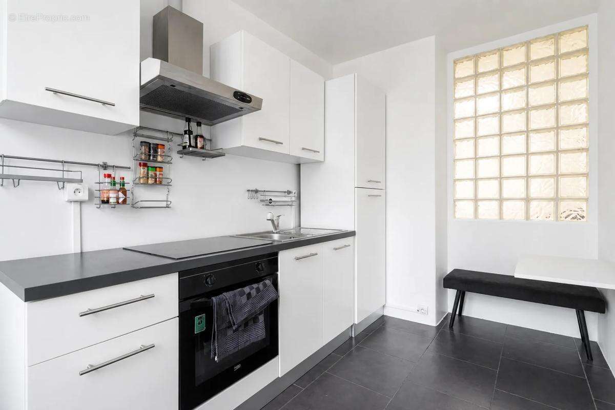 Maison rénovée de 285 m² avec 3 logements à Tourcoing - photo 5