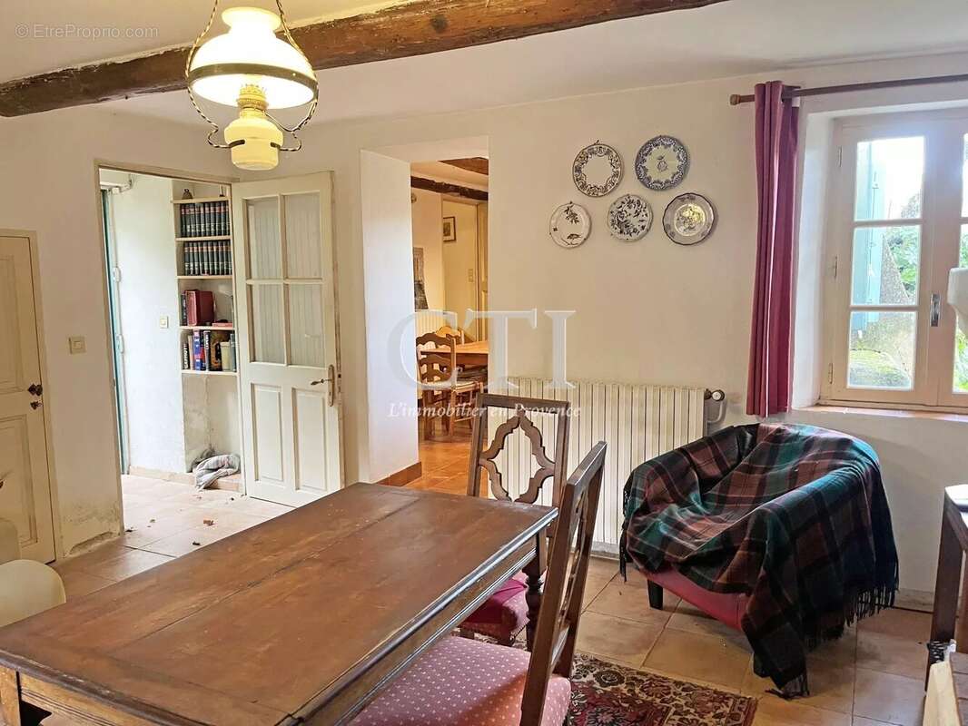 Maison à VAISON-LA-ROMAINE