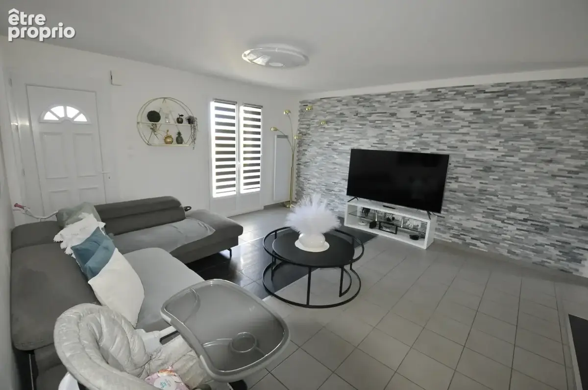 Photo Maison à Boisseuil au prix de 232 100€