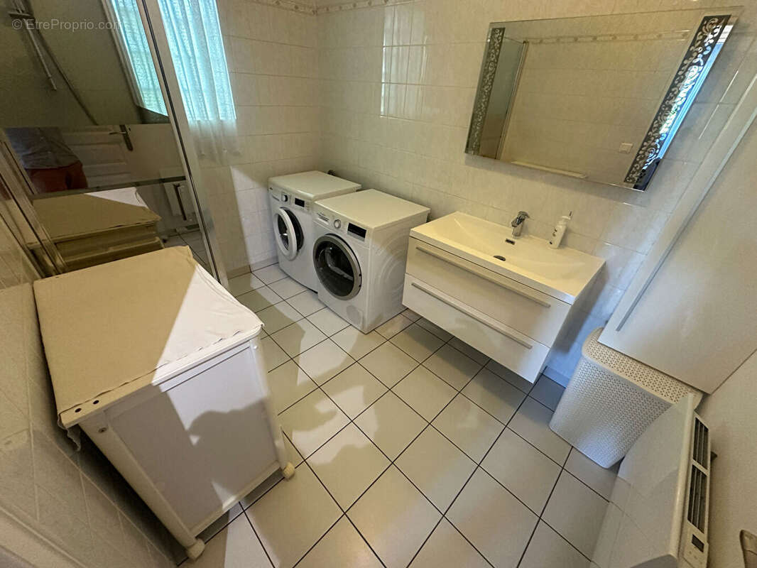 Appartement à COSNES-ET-ROMAIN