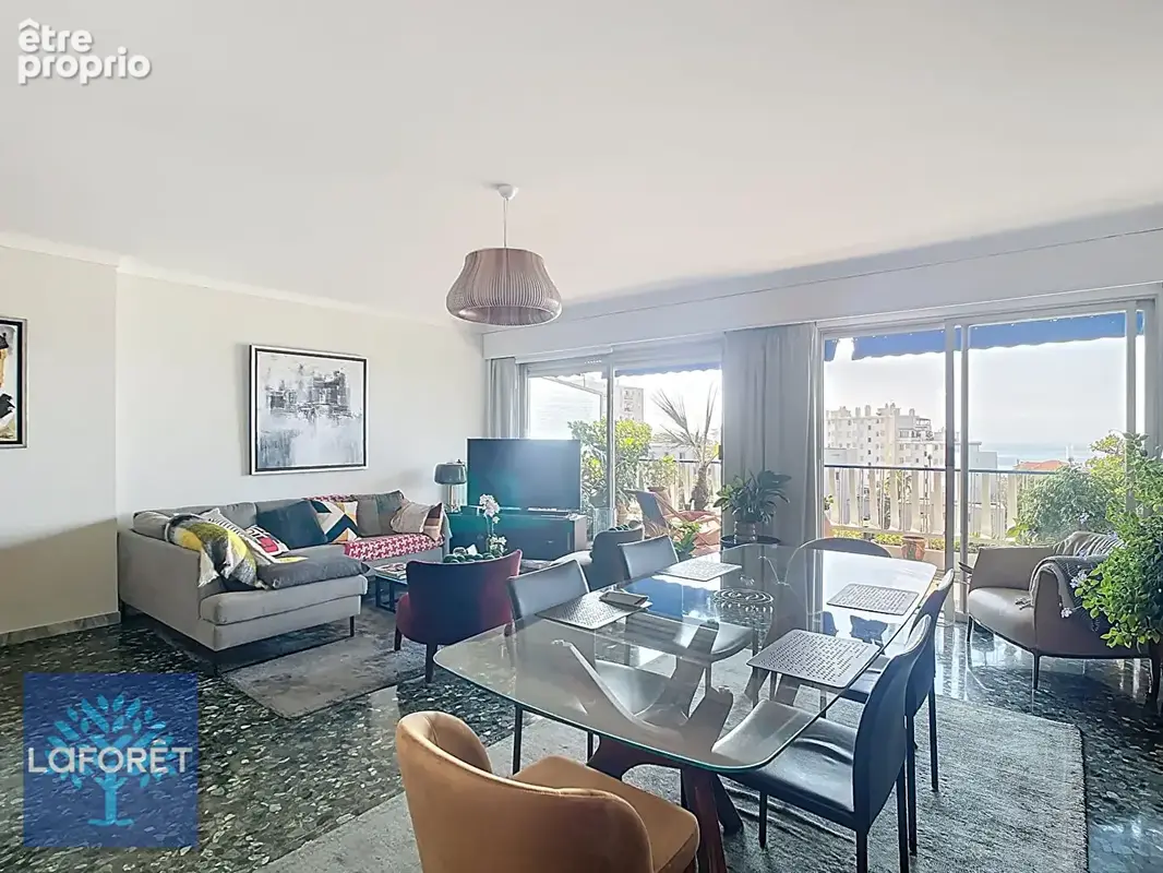 Co-Exclusivité : Superbe & spacieux appartement 2 pièces rénové - vue mer - Cannes - photo 7