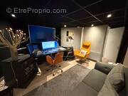 Commerce à PARIS-17E