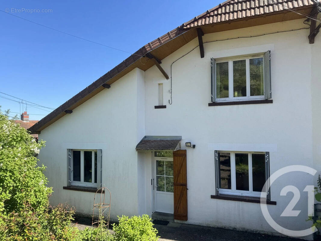 Maison à PREMERY