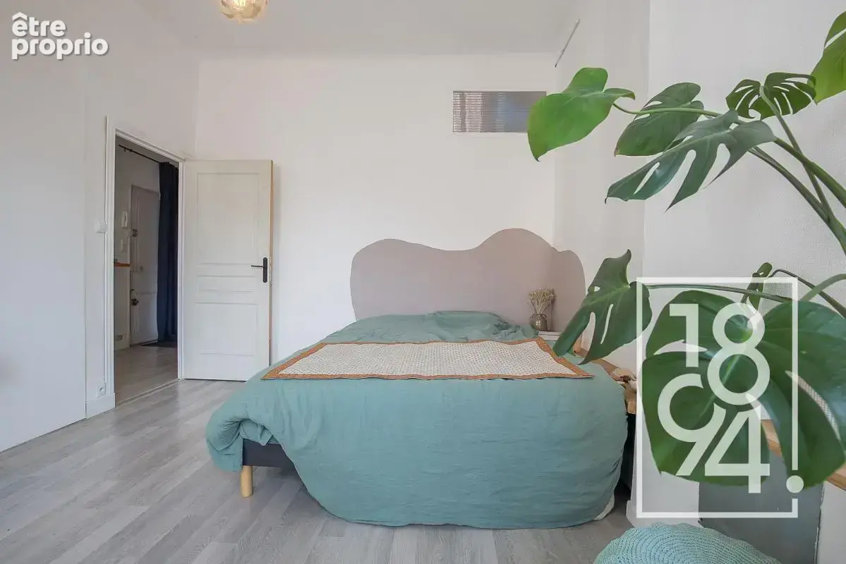 Appartement T2/348 m2 - photo 13