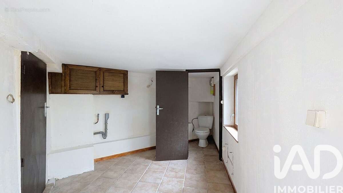 Maison 120 m² à Thiers  - photo 8