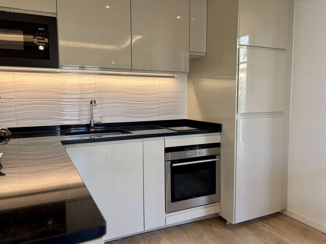 Appartement à ROQUEBRUNE-CAP-MARTIN