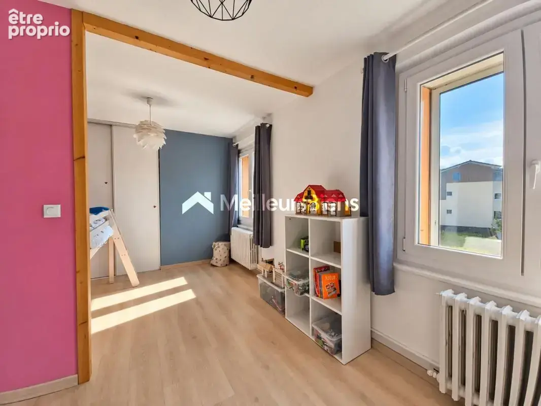 Appartement T4 proche centre-ville - photo 3