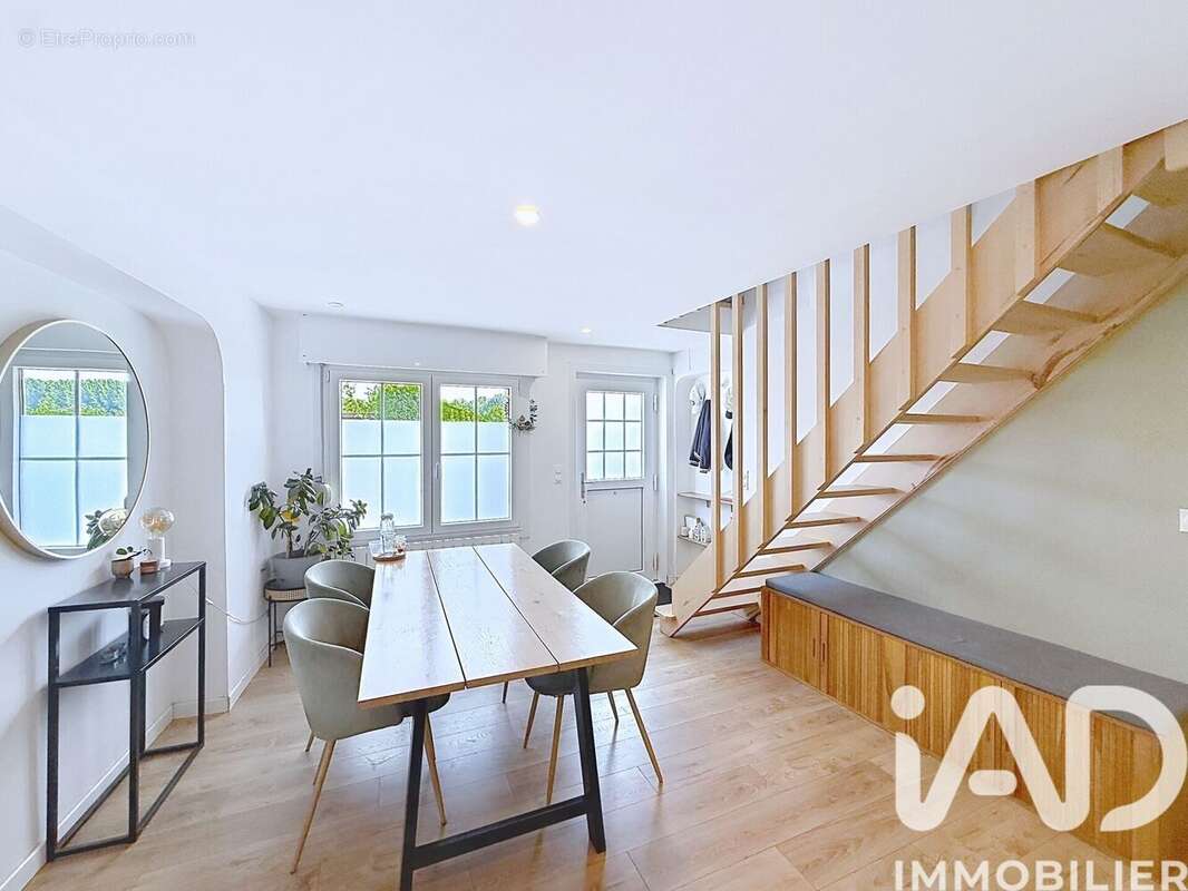 Maison 125 m² à Flines-Lez-Raches  - photo 3