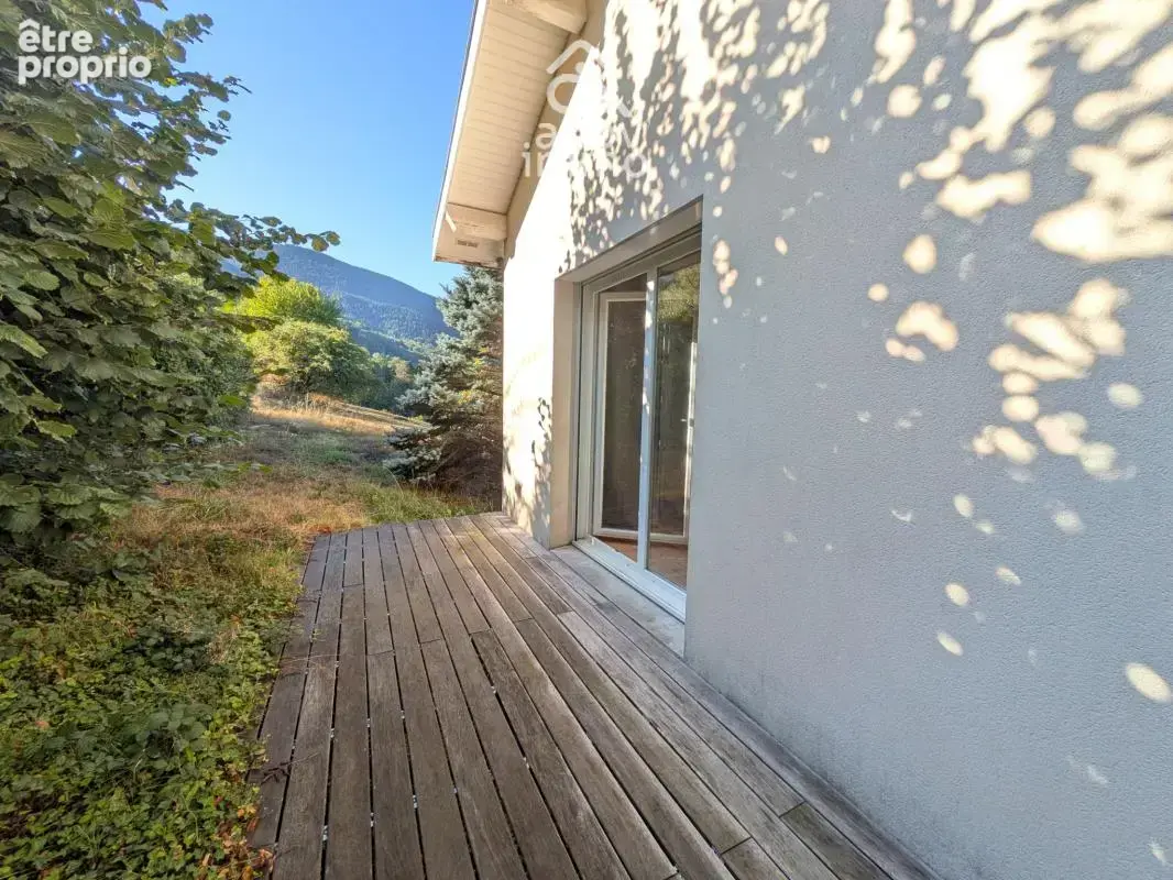 Maison Récente de 156m2 sur 1600m2 à Saint Martin d'Uriage - photo 13