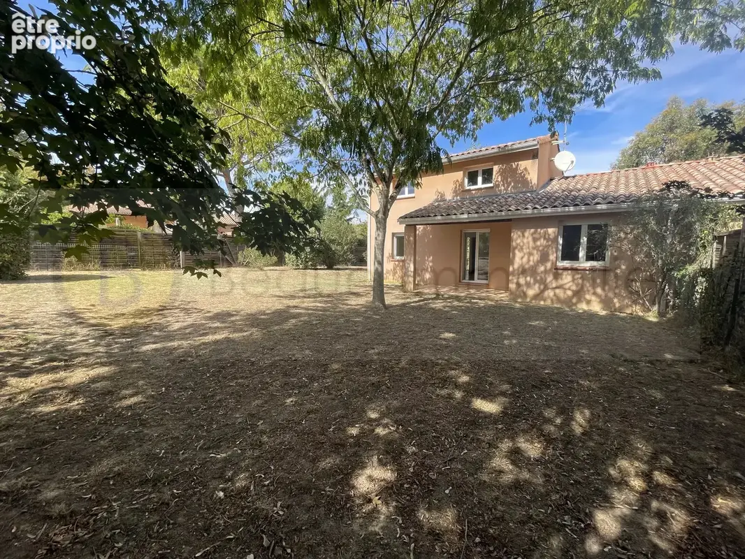 Maison à BRAX