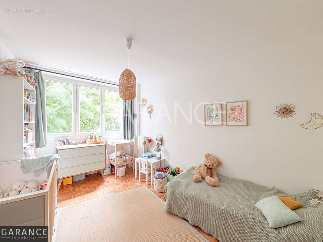 Appartement 79 m² à Paris-12e  - photo 9