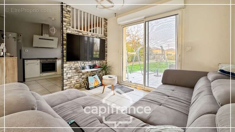 Maison à CAUDECOSTE