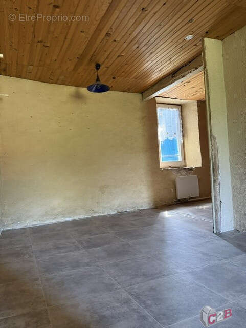 Maison à CABANAC-ET-VILLAGRAINS