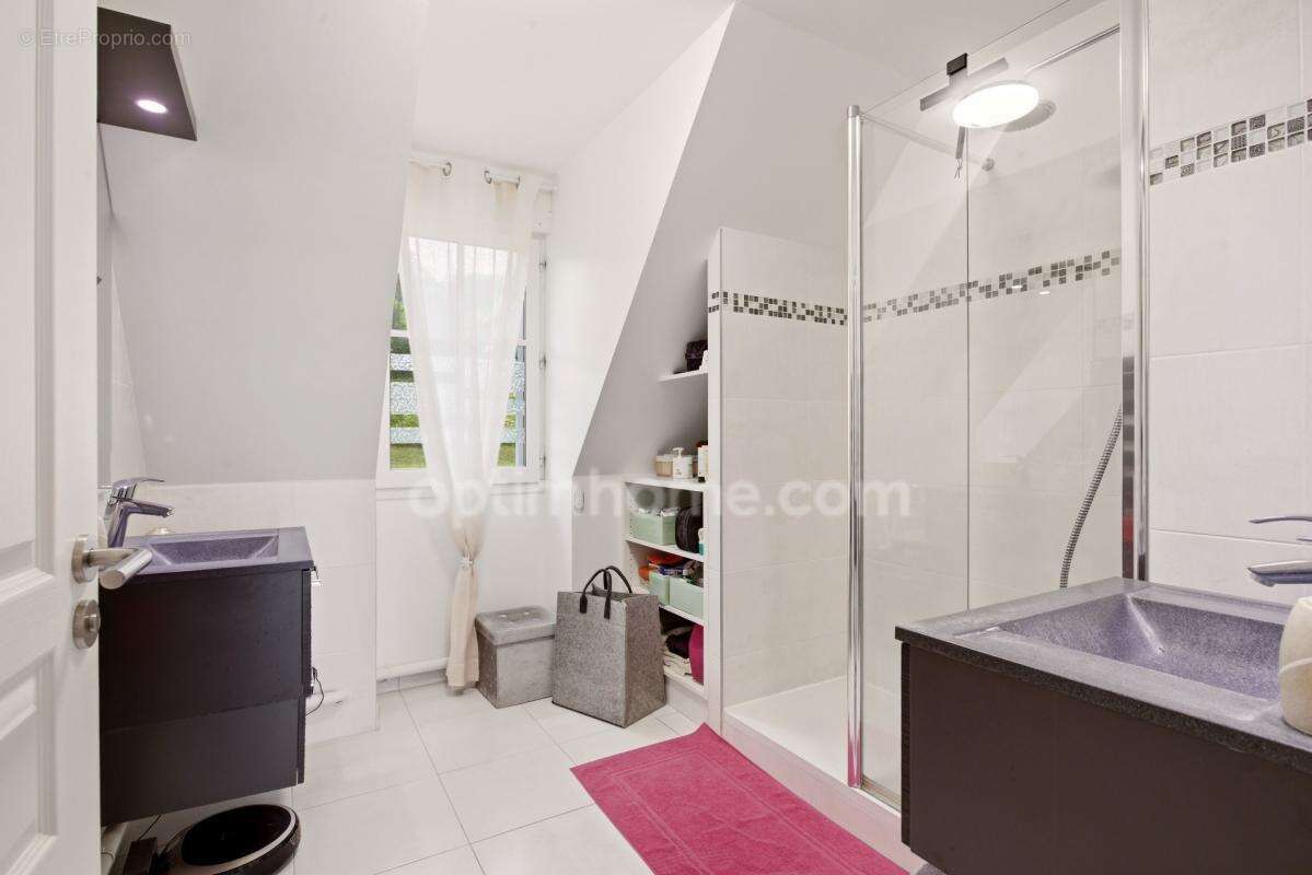 DEAUVILLE - Appartement Duplex - 138.46 m2 au sol - 3 chambres - Terrasses et balcon -  Vue mer - Parking - Cave - photo 9