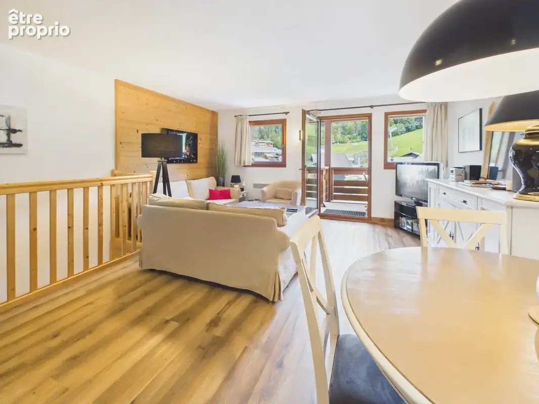Appartement à MORILLON