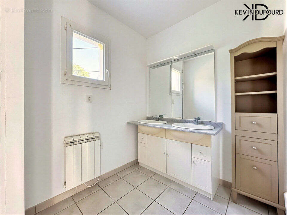Maison de 80 m² sur un terrain de 500m² à CHASSIERS - photo 8