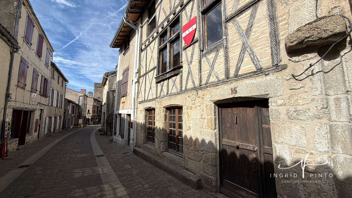 Quartier médiéval de SAINT-JACQUES à Parhenay