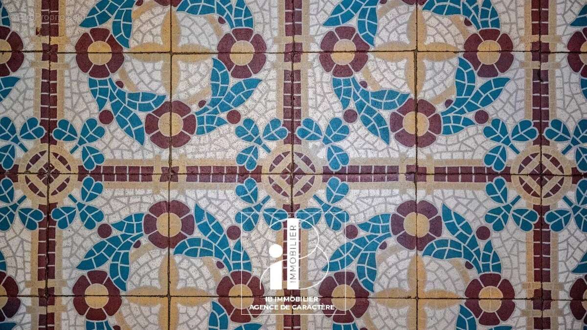 Maison à FONTAINEBLEAU