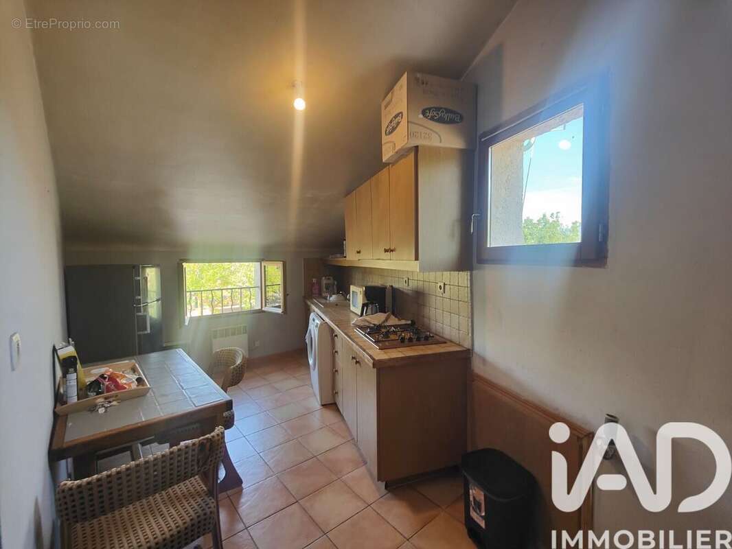 Photo 5 - Appartement à LES SALLES-SUR-VERDON