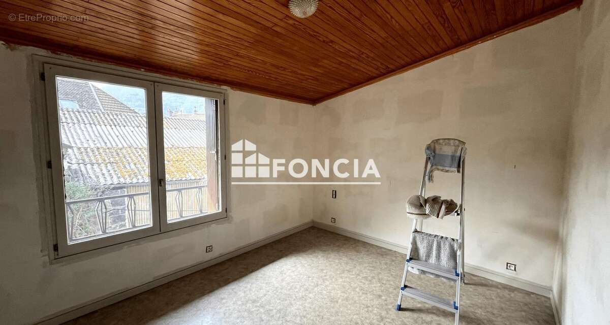 Appartement à VIZILLE