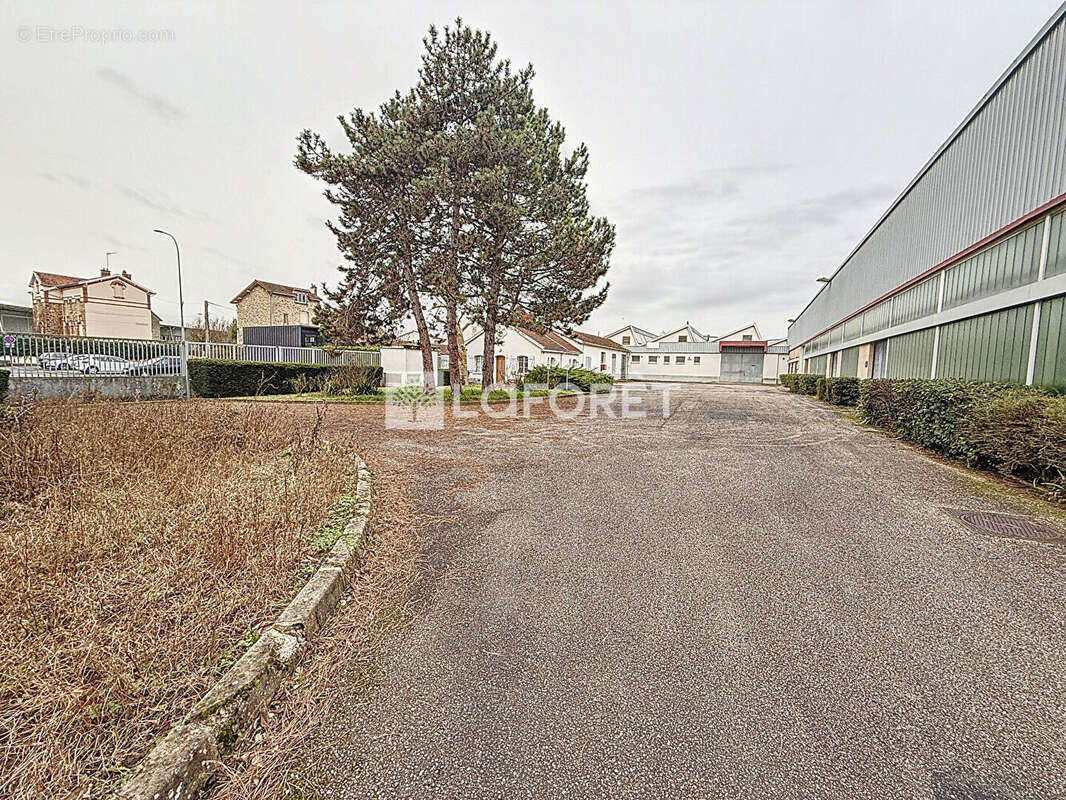 Commerce à CHALONS-EN-CHAMPAGNE