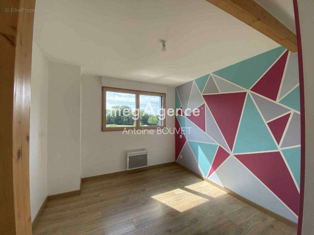 Pavillon 7 pieces - 6 chambres - garage - jardin - photo 14