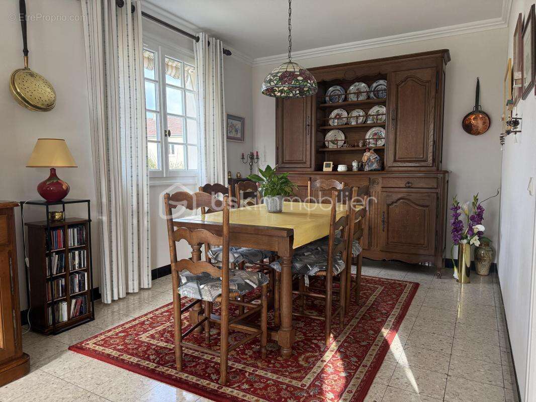 Maison à PONT-L'EVEQUE