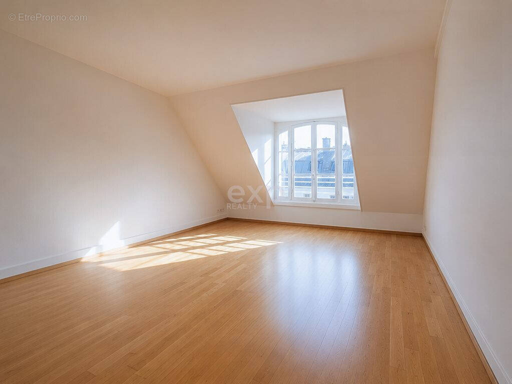 Appartement à PARIS-9E