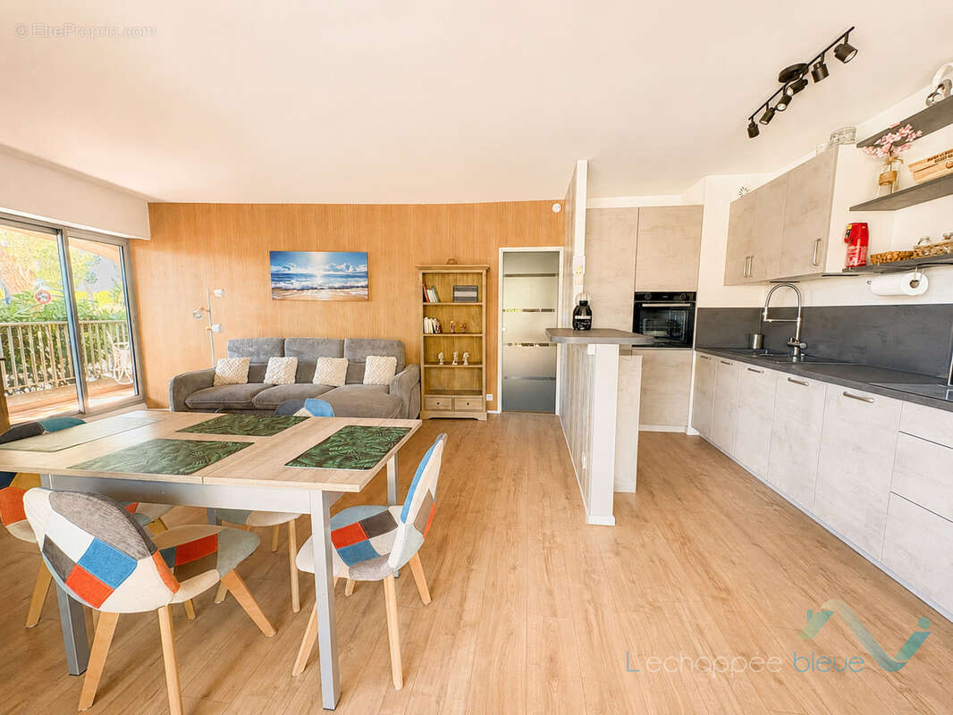 Appartement à HYERES