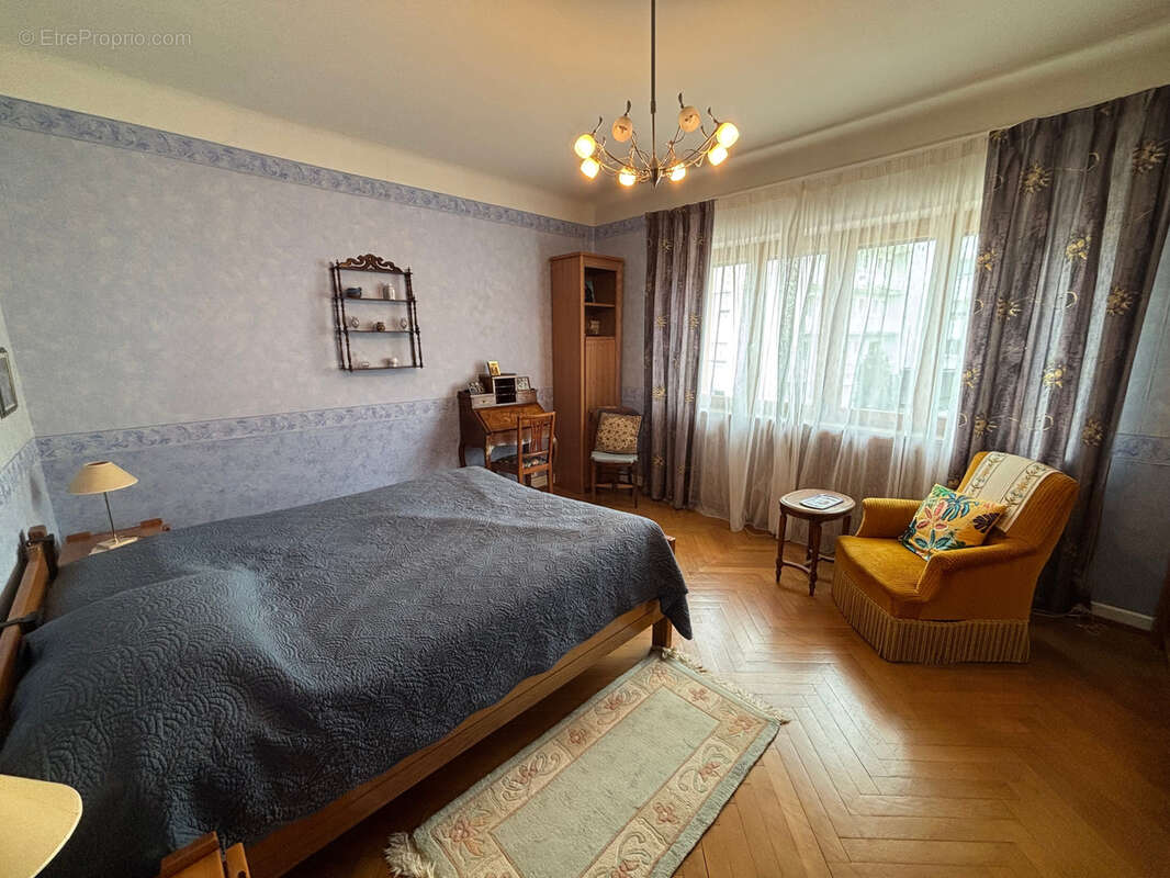 MAISON Quartier Vacquinière - 163 m2 - 4 chambres - Jardin - Garage - photo 13