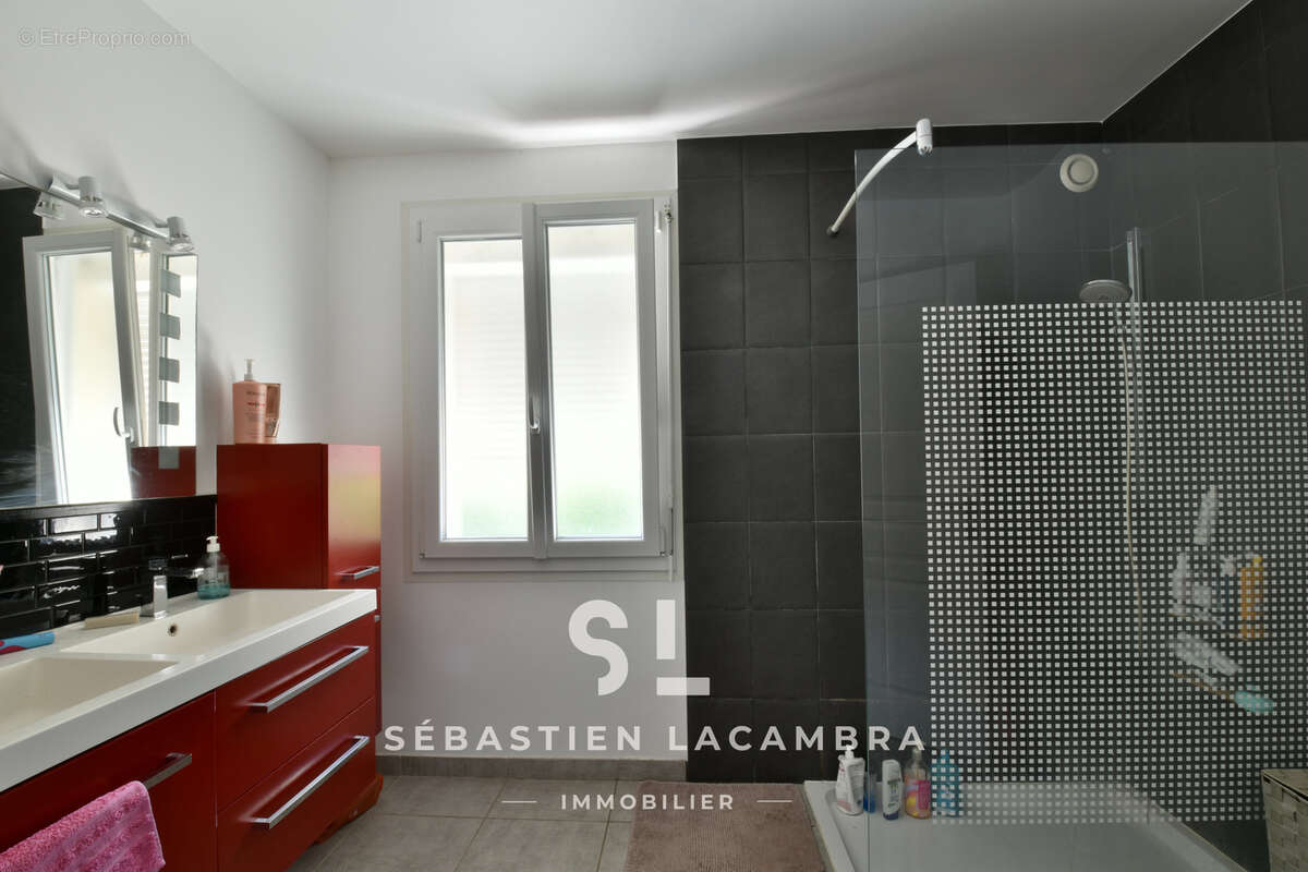 Maison à LESCURE-D&#039;ALBIGEOIS